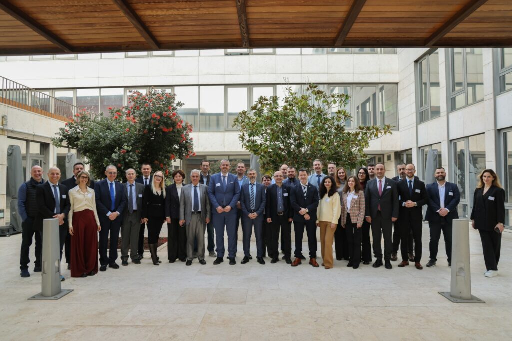 Transport Community and Partners Discuss Stronger EU Support for Waterborne Transport